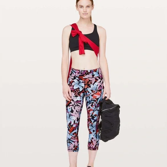 Lululemon Speed Up Crop 21” - Picture 2 of 10